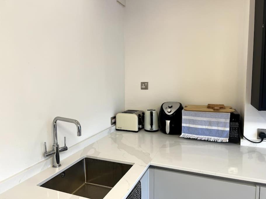 Appartamento Lovely One Bedroom Flat In The Heart Of Londra